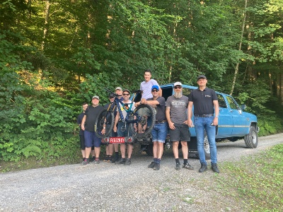Das Team bei den Wartungsarbeiten am Repeater  OE9XVI - Vorderälpele (c) OE9SAU